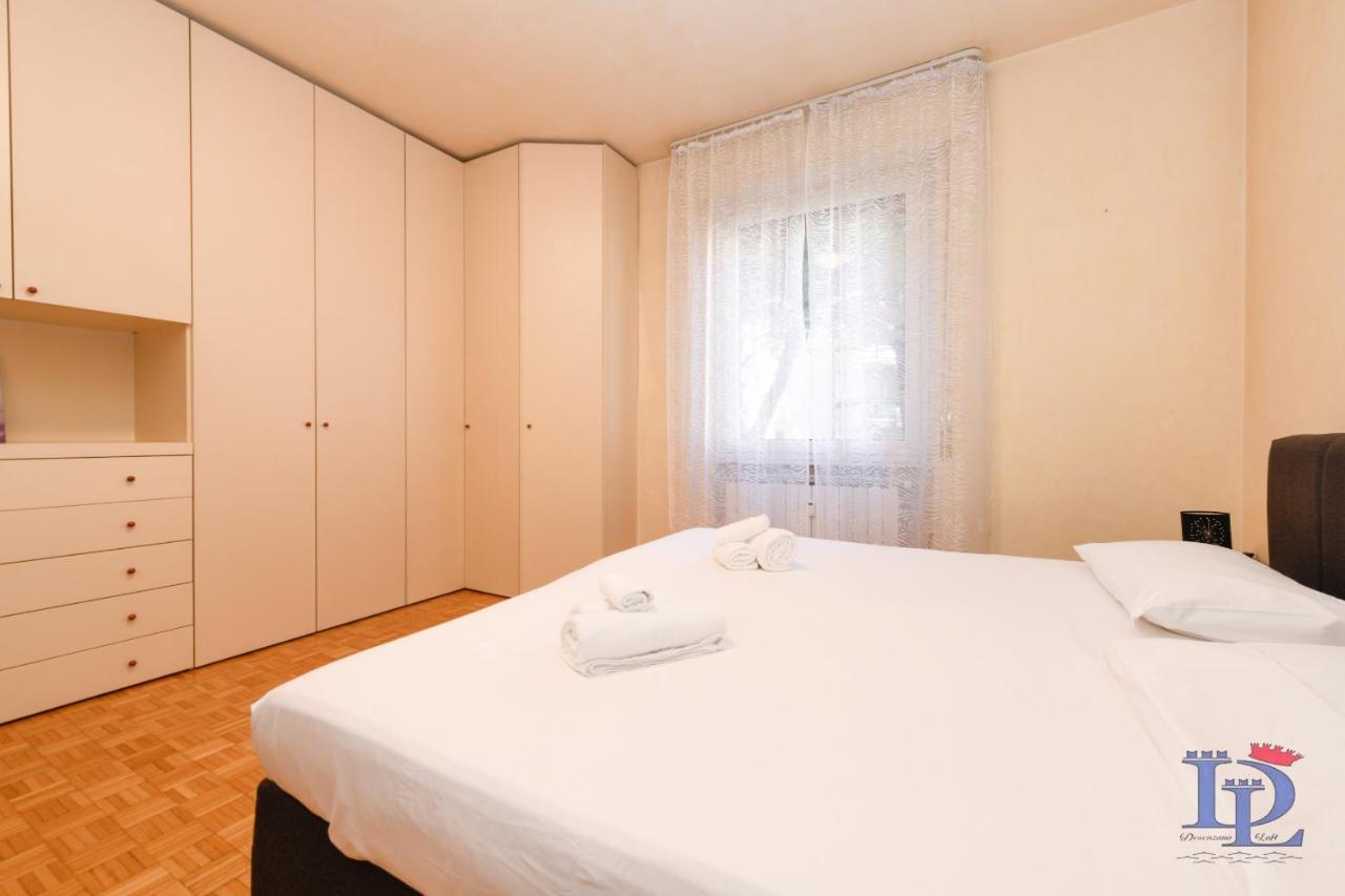 Desenzanoloft Official Partner Marriott Homes & Villas - Charming On The Lake Front Lake Desenzano del Garda Buitenkant foto