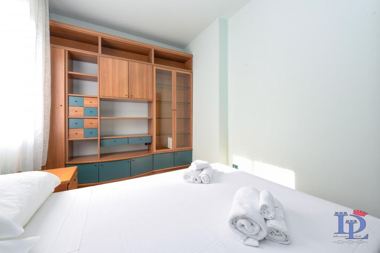 Desenzanoloft Official Partner Marriott Homes & Villas - Charming On The Lake Front Lake Desenzano del Garda Buitenkant foto